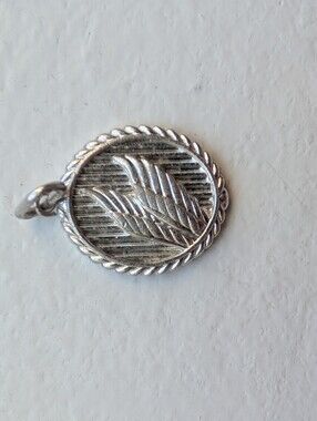 MEJURI Sterling Silver Wing Medallion Charm Pendant